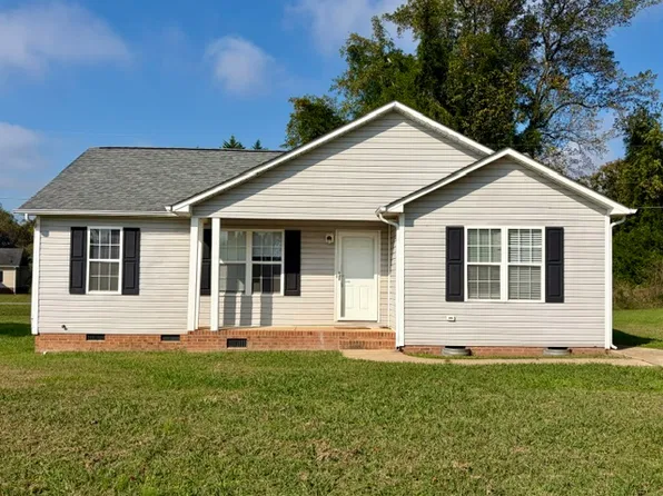 107 Southwycke Ln #107, Pilot Mountain, NC 27041