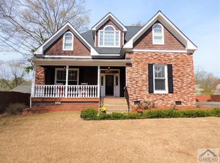 170 Woodlawn Ave, Winder, GA 30680