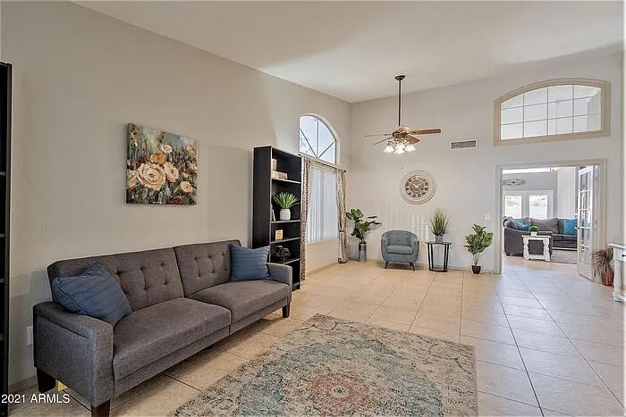 2933 E Verbena Dr — Photo 8