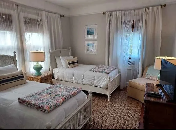 253 Park Ave #1 — Photo 14
