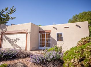 5745 Manzanillo Loop NE, Albuquerque, NM 87111