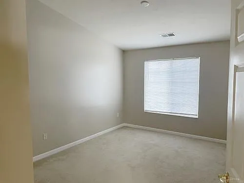 3041 Westminster Dr #207 — Photo 12