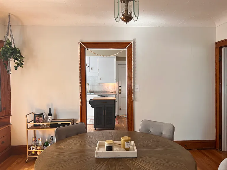 2056-58 Waterbury Rd — Photo 9