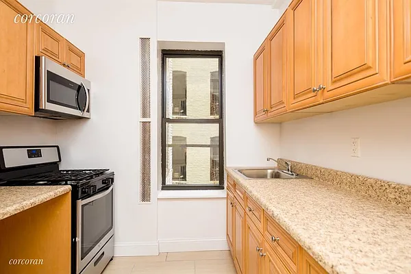 Rented by Corcoran | media 4