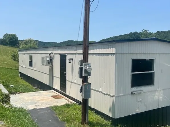 1378 Big Hollow Rd #4, Blountville, TN 37617