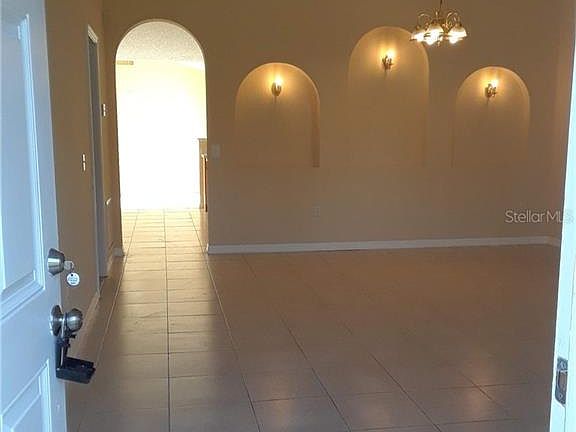 2nd image of 2520 Laval Dr