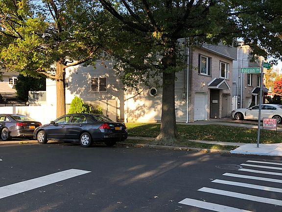 3rd image of 344 Guyon Ave