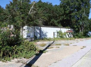 6017 Stewart St, Milton, FL 32570