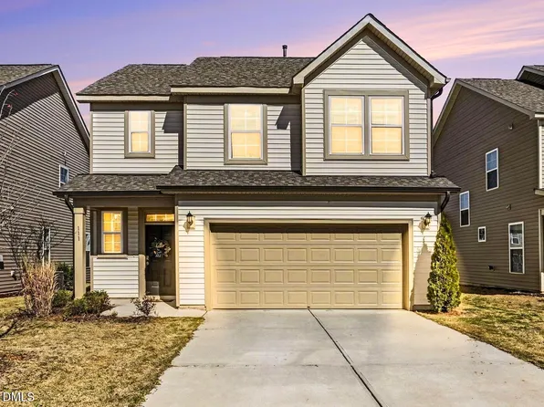 111 Antler Steel Dr, Clayton, NC 27527