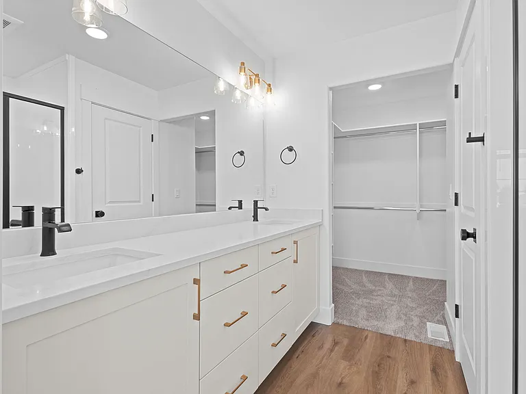 2986 Sydney Dr — Photo 16