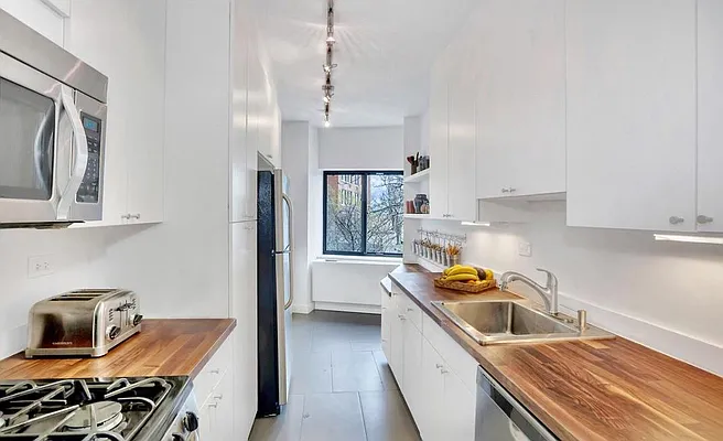 Rented by Triplemint | media 15