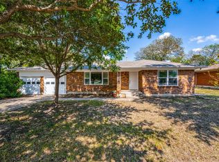 1718 Linden Dr, Denton, TX 76201