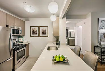 Rented by The Marketing Directors (Arias)