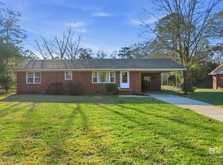 52 Perry Ave, Monroeville, AL 36460