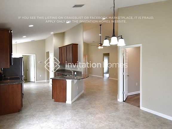 3rd image of 3815 Harvest Cir