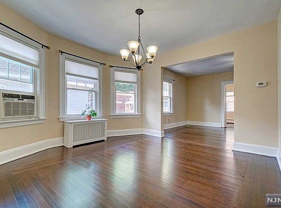 4th image of 743 Undercliff Ave Floor 2NF