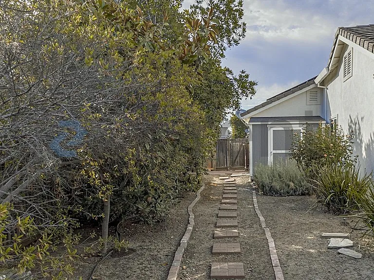 1465 Valley Glen Dr — Photo 37