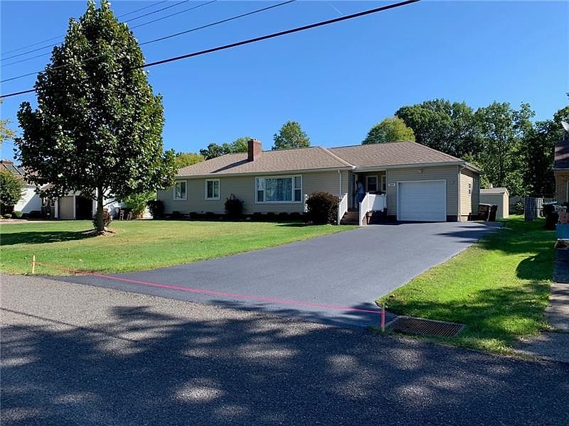1st image of 289 Greenwood Dr