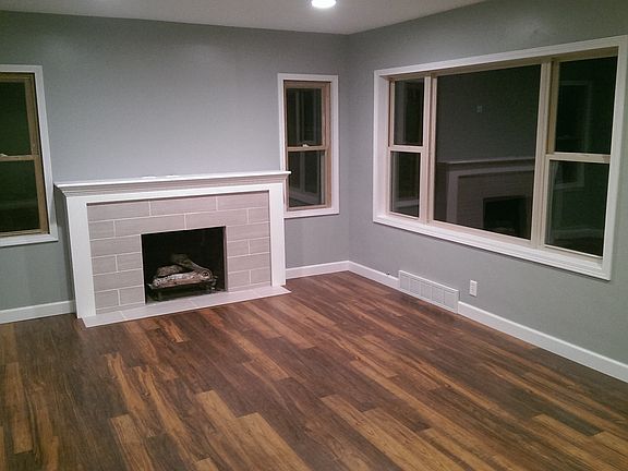 3rd image of 420 Hagemann Ave