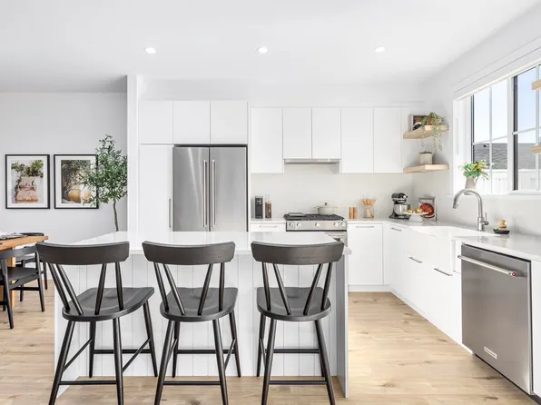 6366 Dairy Ave #2, Delta, BC V4L 0B5