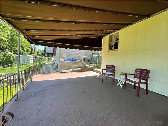 5th image of 3735 Woodrow Ave