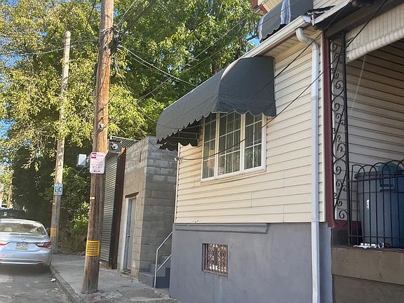 5th image of 4419-4423 Elizabeth St