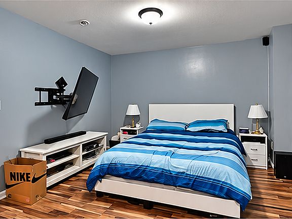 3rd image of 85 2nd St Floor 2