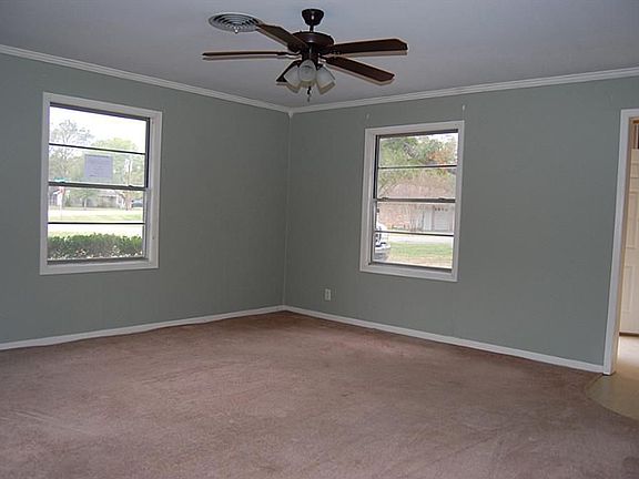 5th image of 383 Duckett St