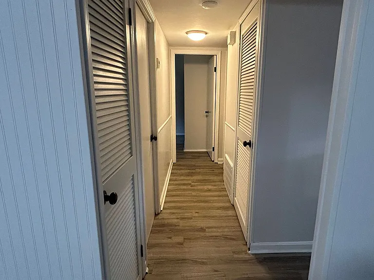 516 Hillview Blvd — Photo 4