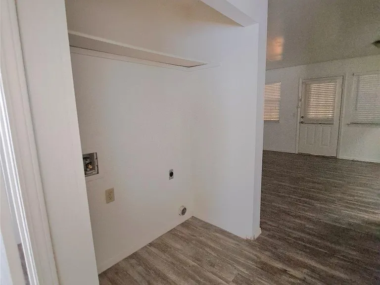 1304 Halsell St #110 — Photo 10