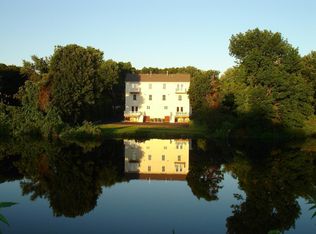 123 E Water St APT 2, Taunton, MA 02780