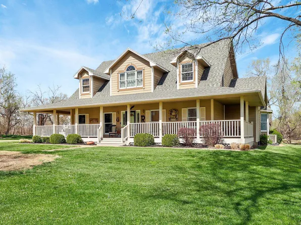 9000 E 30th Ave, Buhler, KS 67522