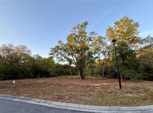 6005 & 6007 Tree Top Ln, Blackshear, GA 31516