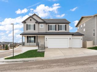 630 W Contender Dr, Meridian, ID 83642