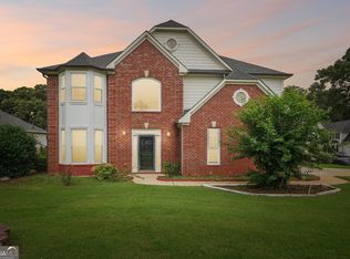 5024 Huntcrest Dr SW, Mableton, GA 30126