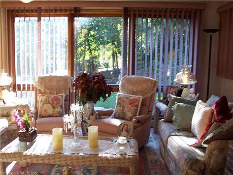 Formal living room(2)