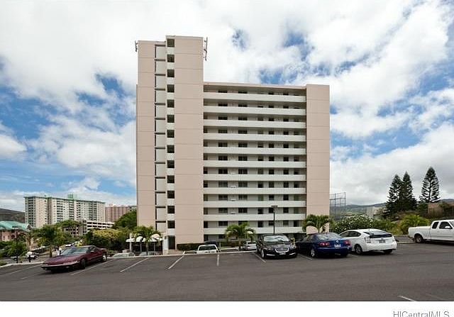 1st image of 1031 Ala Napunani St APT 301