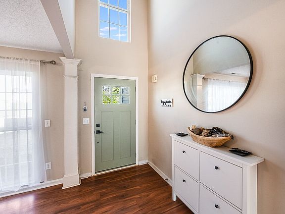 4th image of 2924 Tuckland Dr