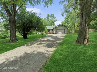 1080 Honey Lake Rd, Lake Zurich, IL 60047