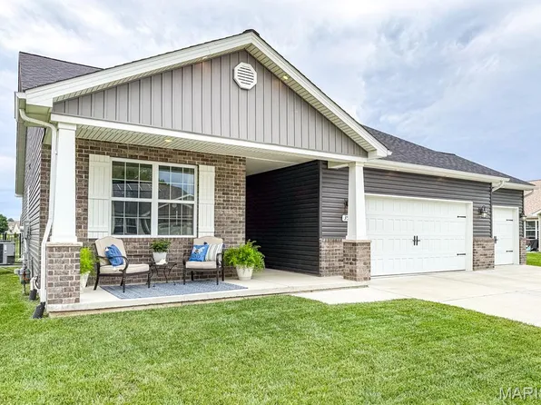 3553 Chippewa Dr, Shiloh, IL 62221