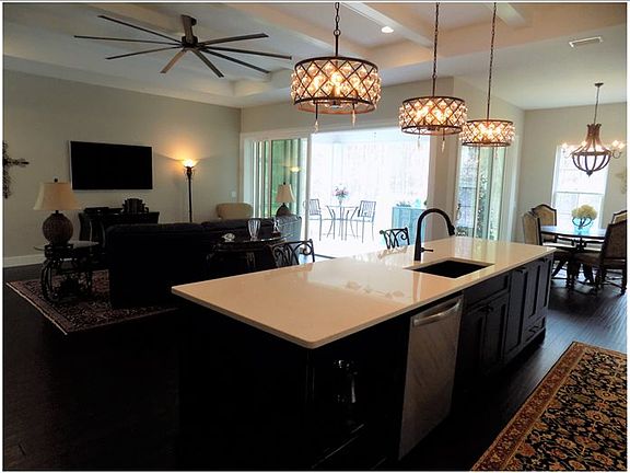 2nd image of 350 SW Silver Palm Dr