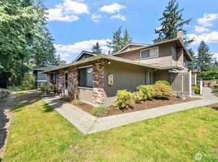 2117 SW 318th Pl APT A, Federal Way, WA 98023