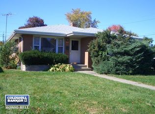 1623 N Center St, Crest Hill, IL 60403