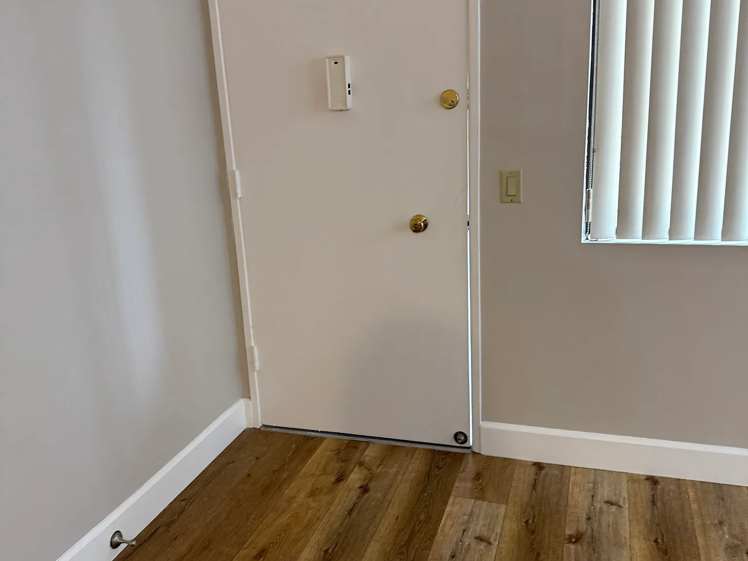 2 bed, 800 sqft, $2,999 — Photo 3