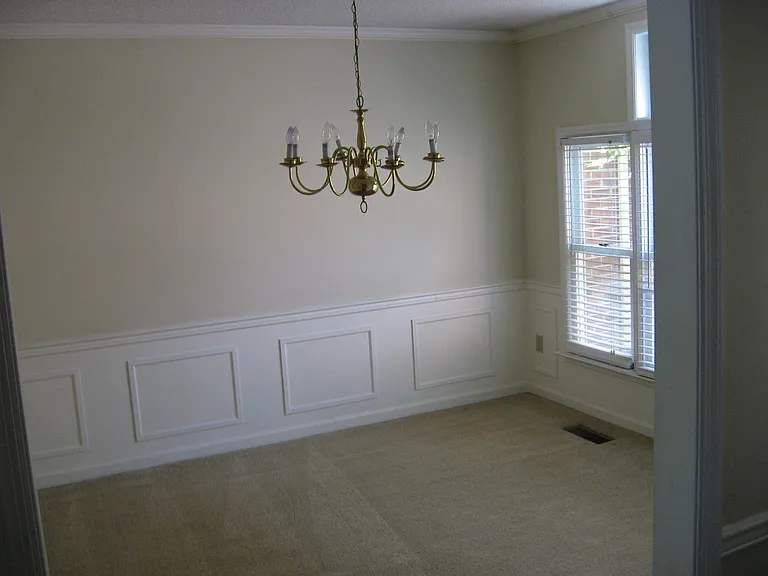 8432 Woodbend Trl — Photo 5