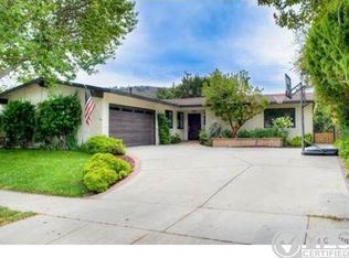 5663 Ruthwood Dr, Calabasas, CA 91302