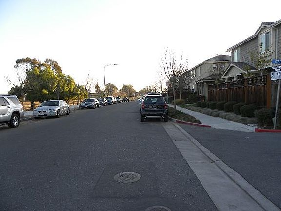 5th image of 685 S 22nd St