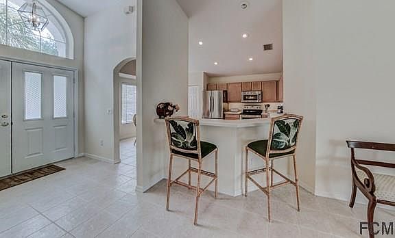 3rd image of 7 Point Doral Ct