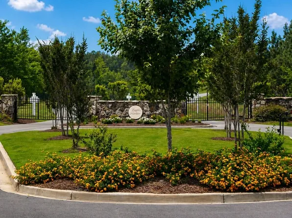 729 Eagles Harbor Dr, Hodges, SC 29653