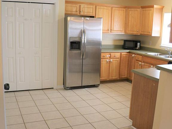 3rd image of 7480 Autumn Trace Blvd